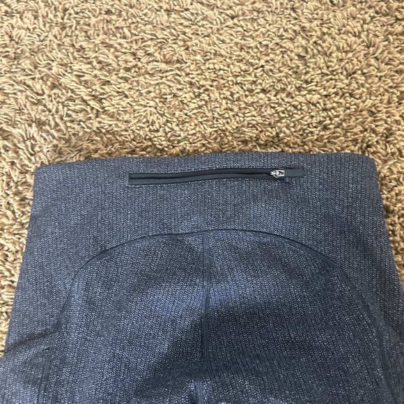LULULEMON Women’s Gray Align Leggings Size 4 - Picture 7 of 7